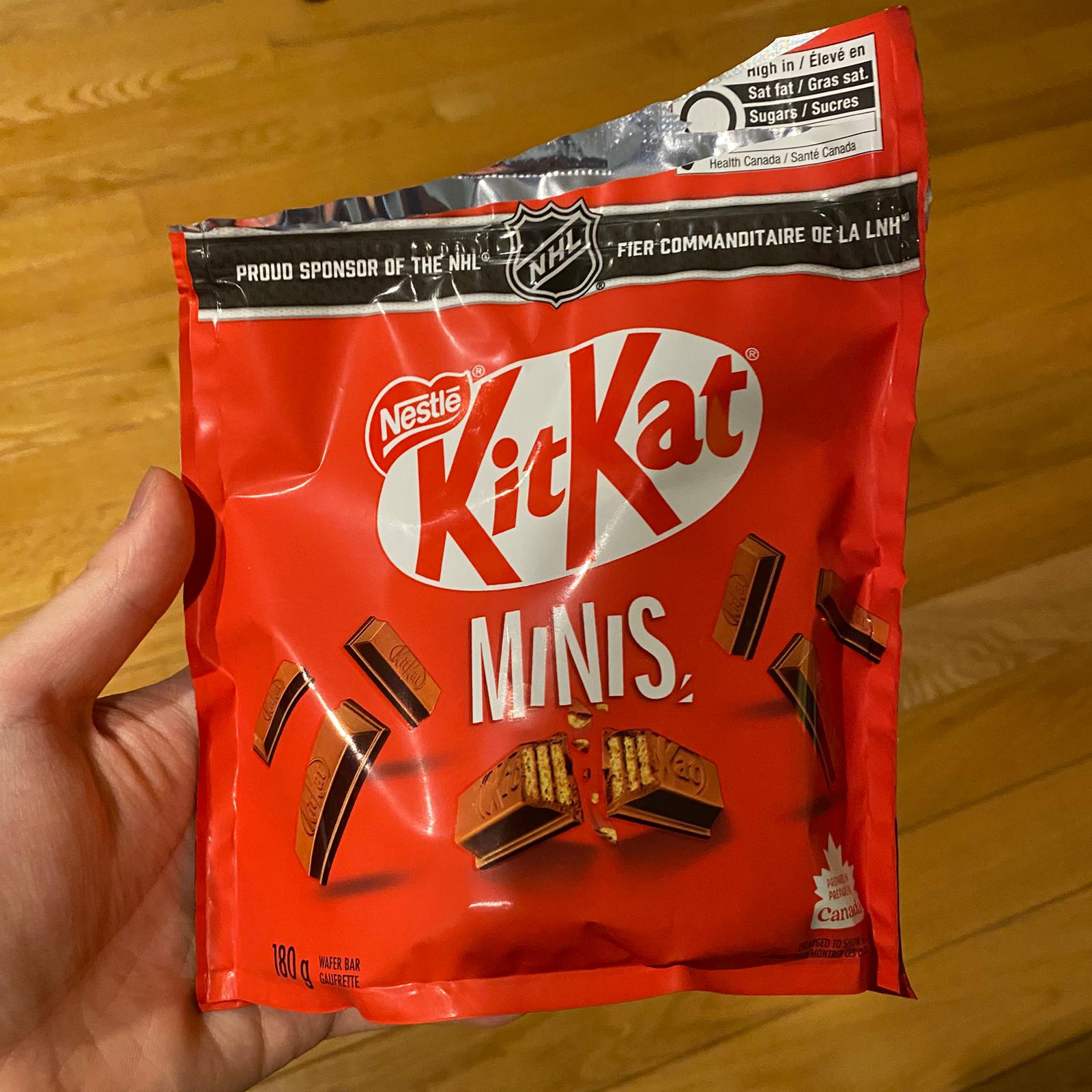 The sound of opening the snack bag